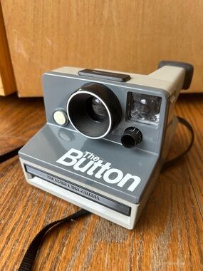 Polaroid Gray The Button Instant Camera